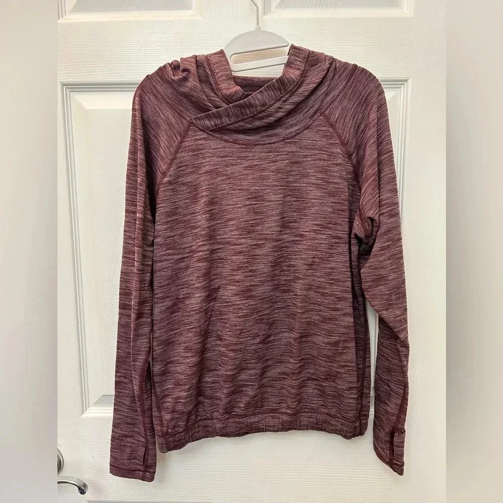 Lululemon Healthy Heart Pullover II size 8